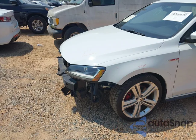 3VW4T7AJ4HM285574: 42560691