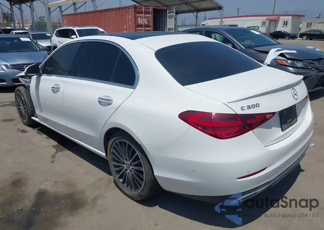 W1KAF4GB5PR151395: 42560787