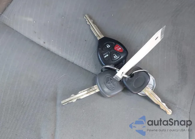 2T1BU4EE7CC807554: 42560981