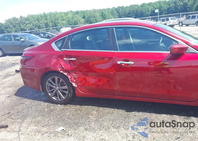 1N4AL3AP6JC206180: 42561085