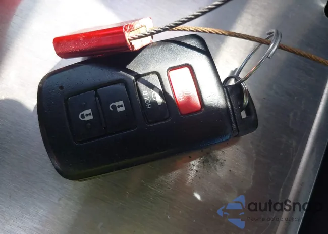 2T1BURHE6HC842554: 42560131