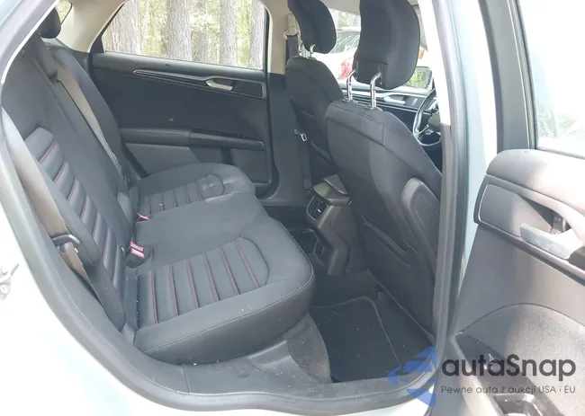 3FA6P0LU6DR265277: 42560242