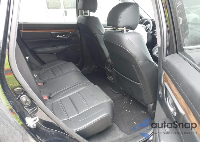 7FARW2H82JE004635: 42560332