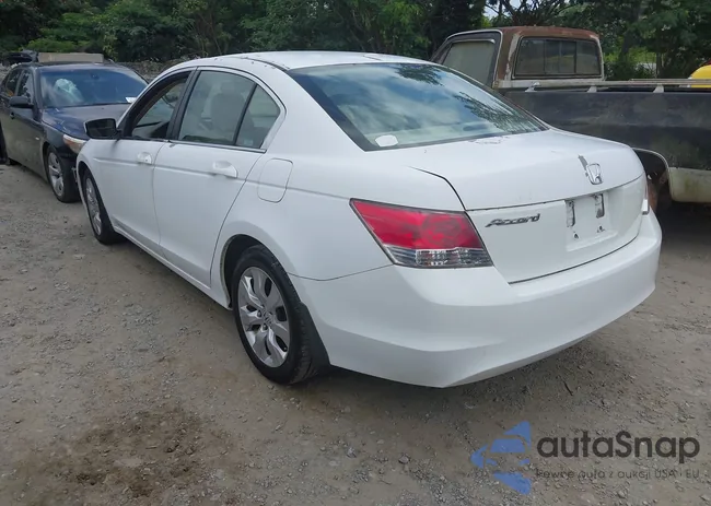 1HGCP26848A130260: 42560453