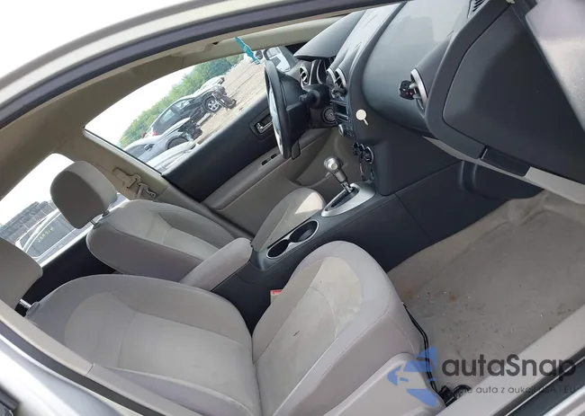 JN8AS58V68W410648: 42561577