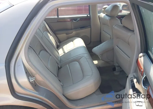 1G6KD54Y94U171194: 42561731