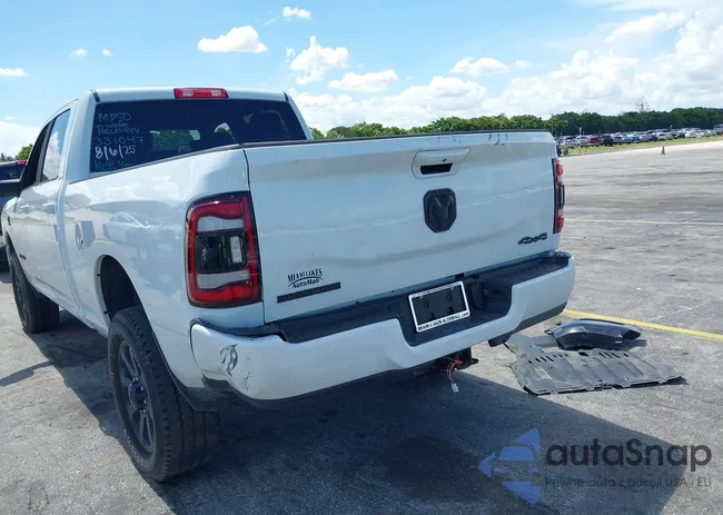 3C6UR5DL1RG331047: 42561751