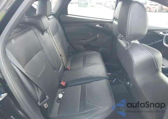 1FADP3L92HL234049: 42561210