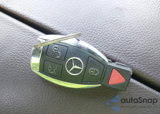 4JGDF6EE1HA968827: 42561413