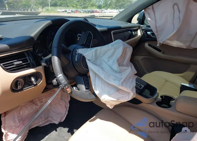 WP1AA2A5XSLB03837: 42562637