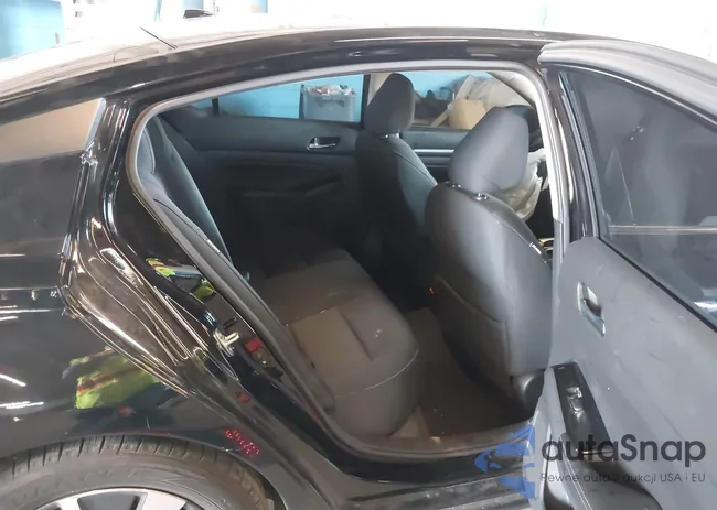 1N4BL4DVXMN373218: 42562730