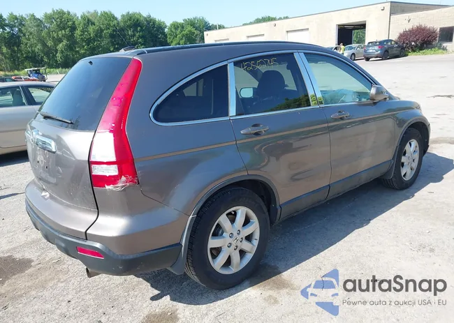 5J6RE48779L015182: 42562745