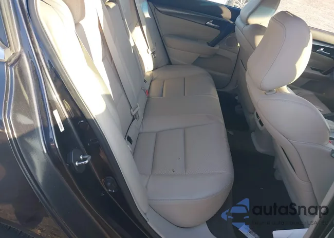 19UUA8F58CA032453: 42562815