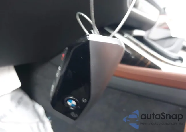 5UX23EM00S9W85668: 42562856