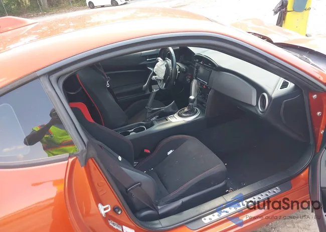 JF1ZNAA10G8701483: 42562898