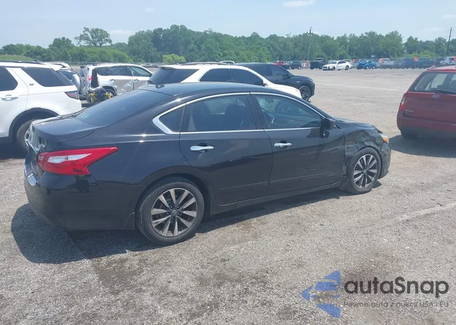 1N4AL3AP1HC151020: 42562900