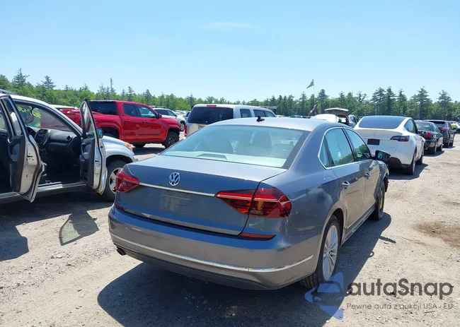 1VWBT7A32HC063447: 42563041