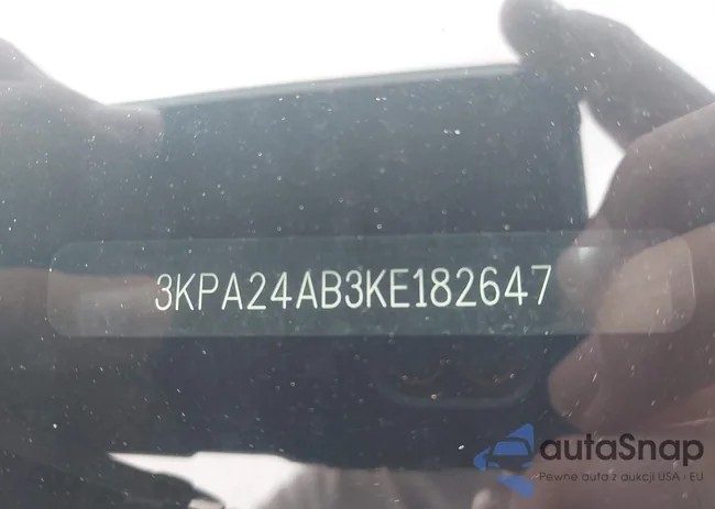 3KPA24AB3KE182647: 42562190