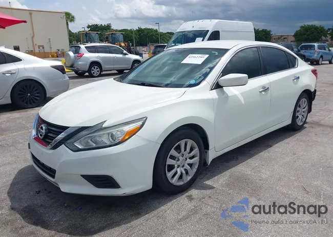 1N4AL3AP0JC283112: 42562289