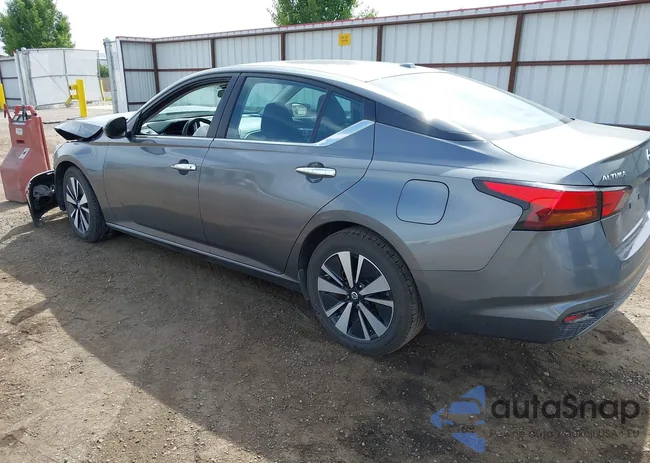 1N4BL4DV8NN381853: 42562452