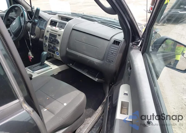 1FMCU9DG0BKA03206: 42563563