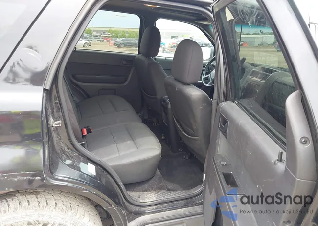 1FMCU9DG0BKA03206: 42563563