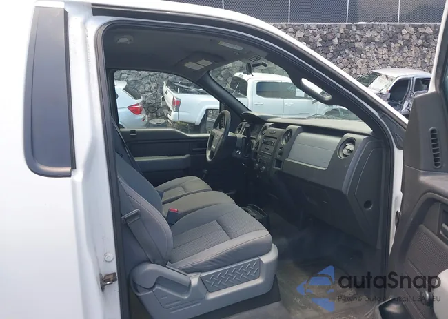 1FTMF1CM0CKD69048: 42563589