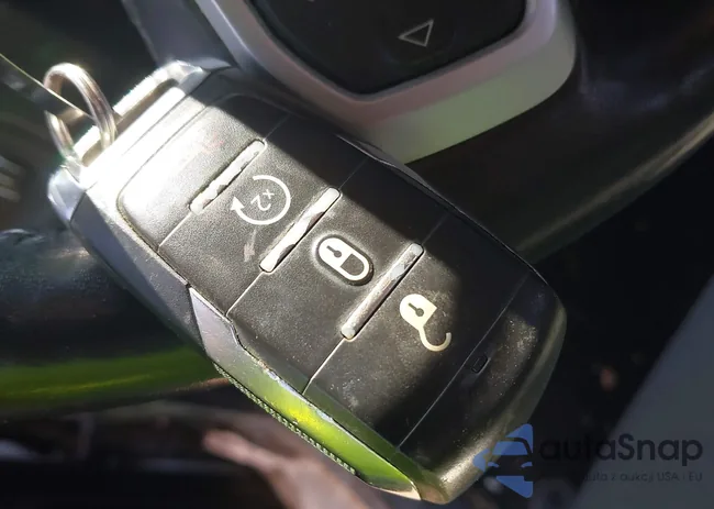 1C6SRFFT6LN335250: 42563747