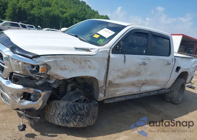 1C6SRFFT6LN335250: 42563747