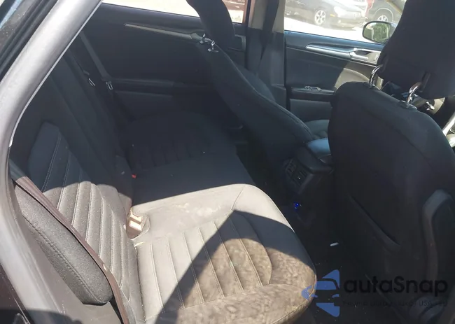 3FA6P0H71ER221286: 42563753