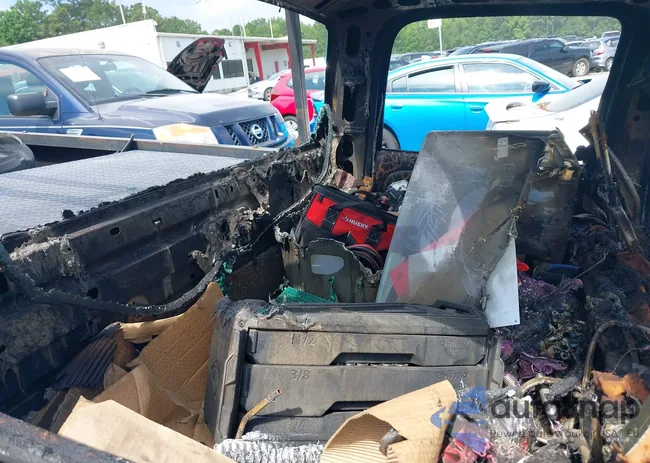 2GCEC13T761131643: 42563885