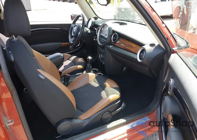 WMWSU3C55BT181956: 42564011