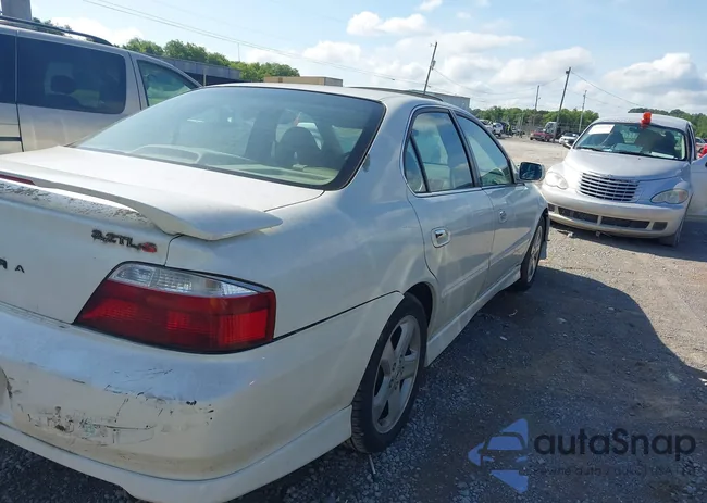 19UUA569X2A038674: 42564093