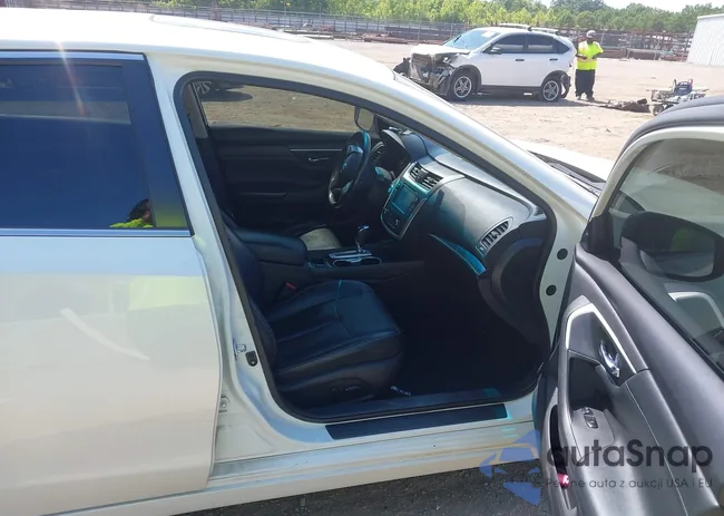 1N4AL3AP8GC283660: 42563132