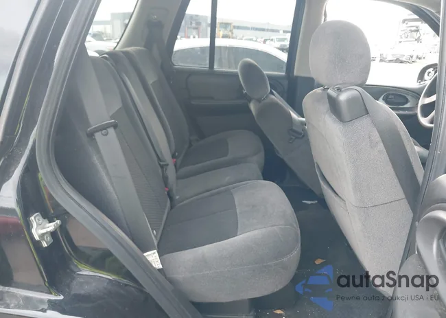 1GNDS13S682246573: 42563323