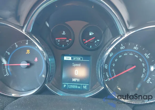 1G1PE5SB5E7432330: 42563345