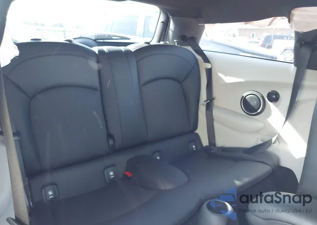 WMWXP7C51F2A40742: 42563382