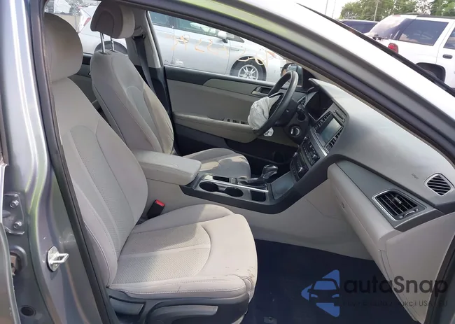 5NPE24AF8GH310842: 42563395