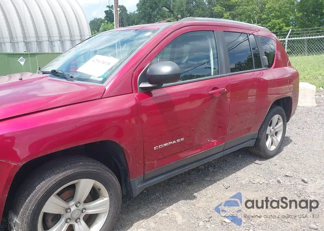 1C4NJDBBXED924079: 42563418