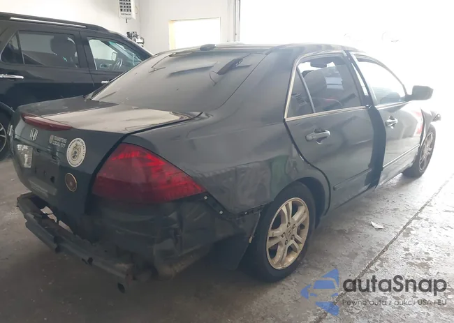 1HGCM56896A057779: 42563463