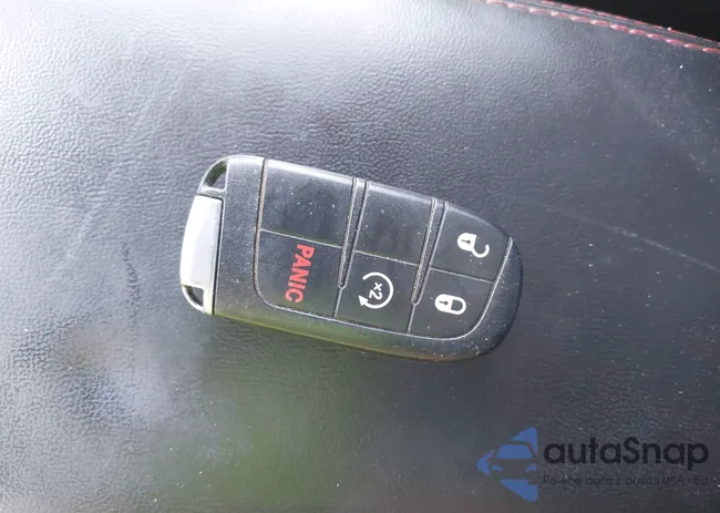 3C4PDCEG3JT462938: 42564542