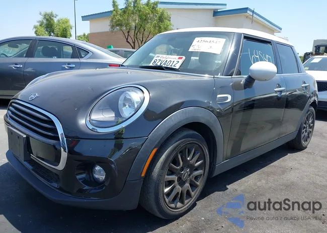 WMWXU1C54K2H74047: 42564547