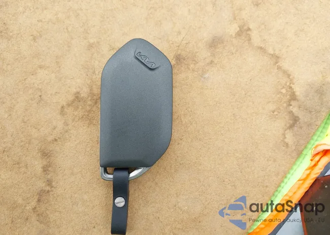 KNDNB5K37S6474094: 42564736