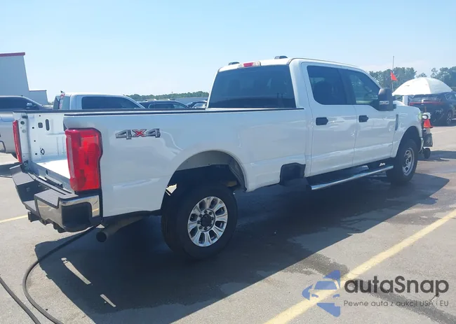 1FT7W2B64NED83140: 42564764