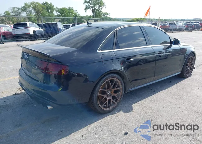 WAUMGAFL1AA065842: 42564929