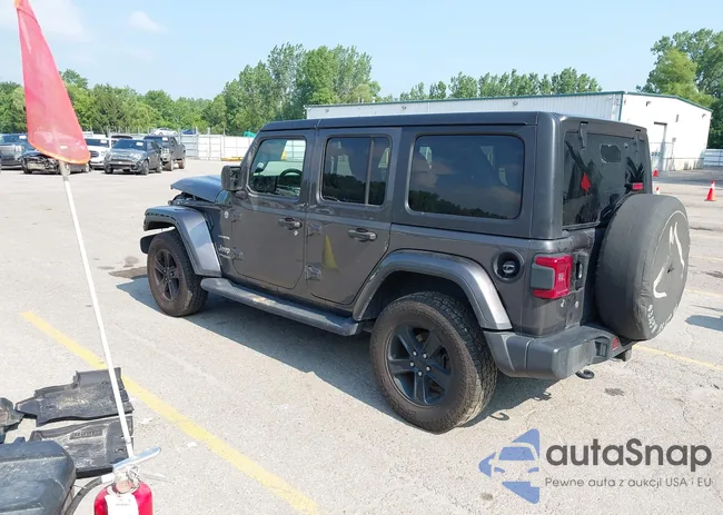 1C4HJXEG1JW159817: 42565032