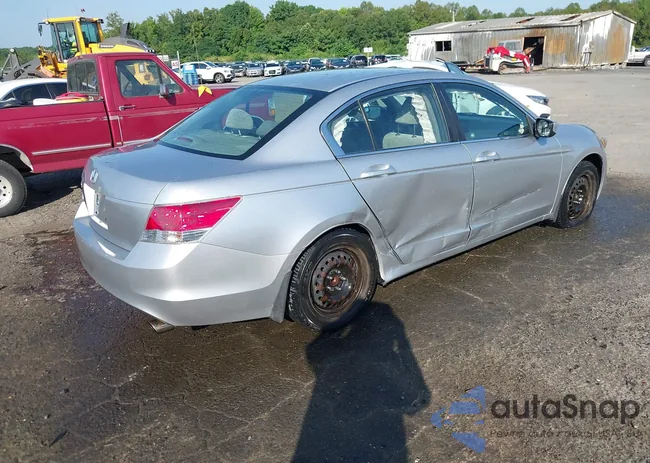 1HGCP2E318A151708: 42565049