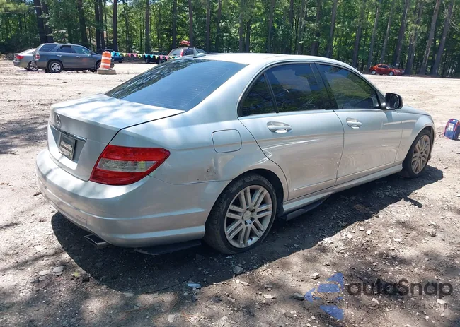 WDDGF81X08F117289: 42564147