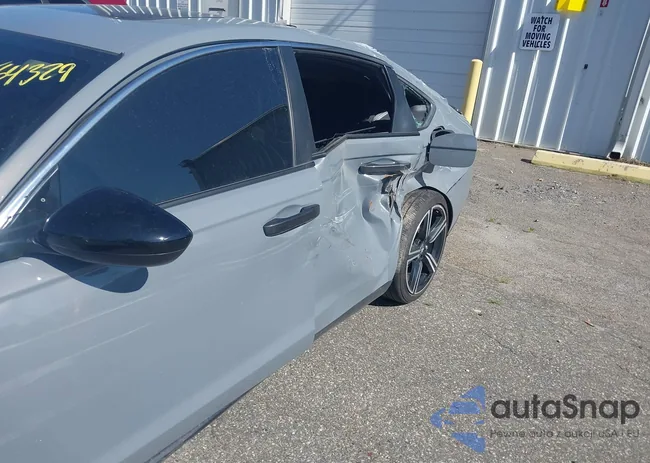 1HGCY2F88RA092210: 42564329