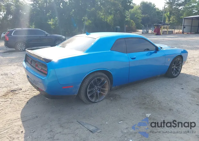 2C3CDZFJ8PH637797: 42564373